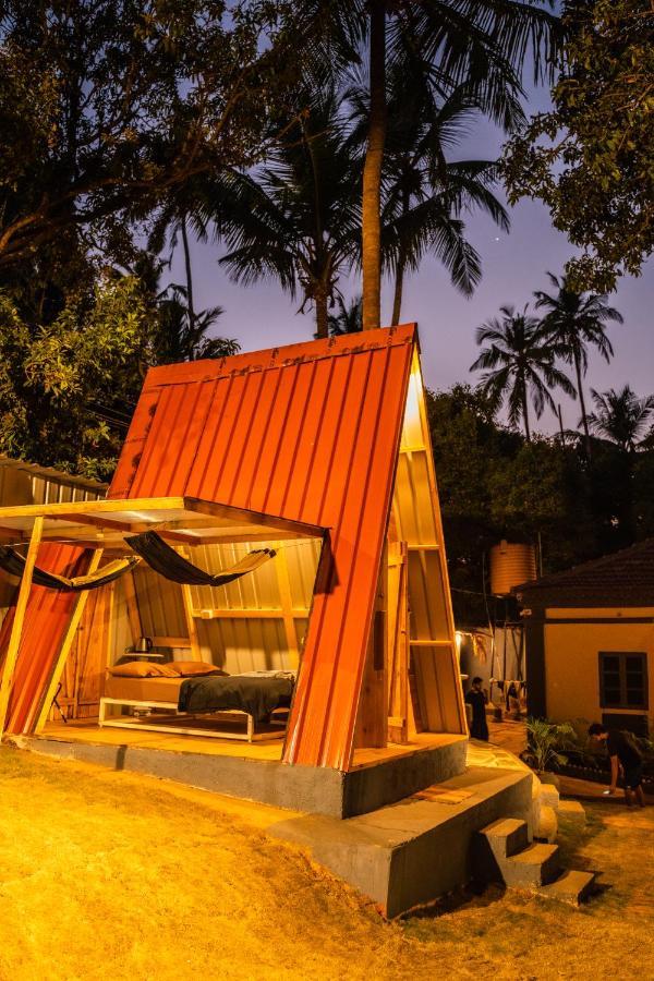 The Hosteller Goa, Anjuna Exterior foto